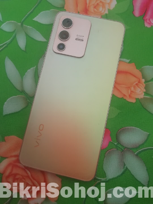 Vivo V23 5G, 16GB RAM, 128GB ROM
